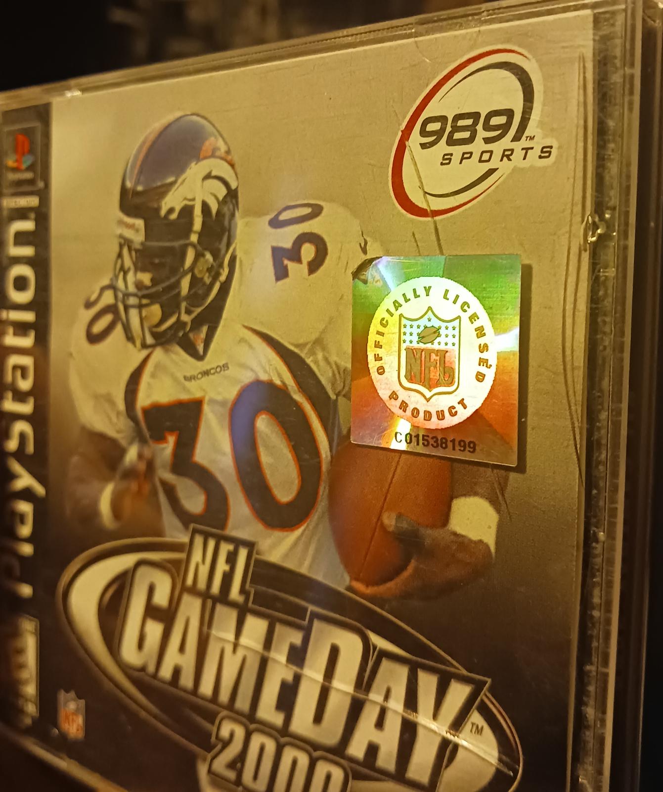 NFL GameDay 2000 - PS1 Game - Used