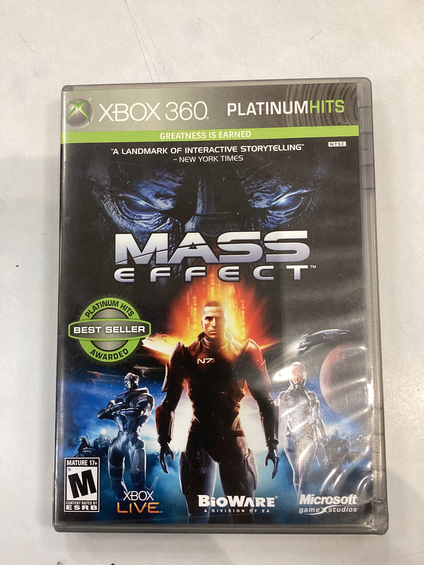 Mass Effect (Platinum Hits) -XB360- Used