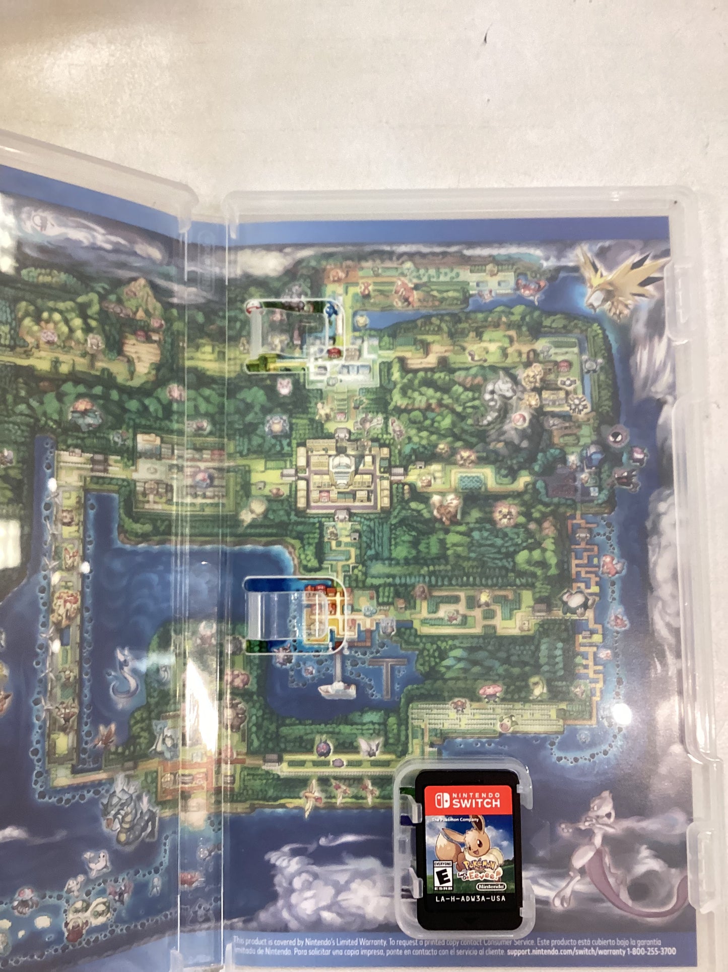 Pokemon Let’s Go Eevee - Switch - Used