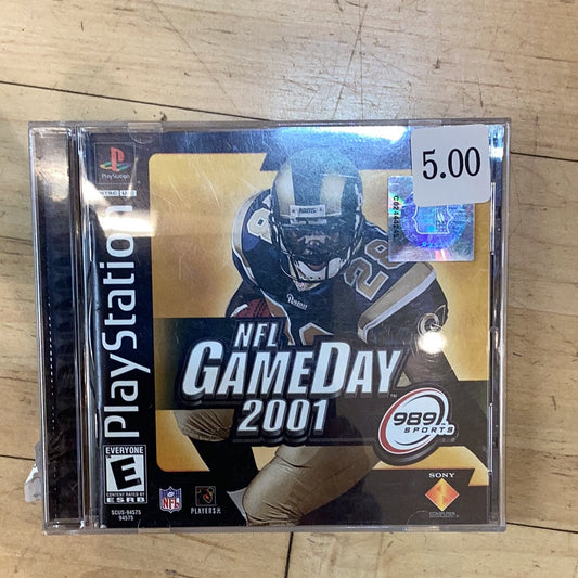 NFL Game Day 2001 - PS1 - Used