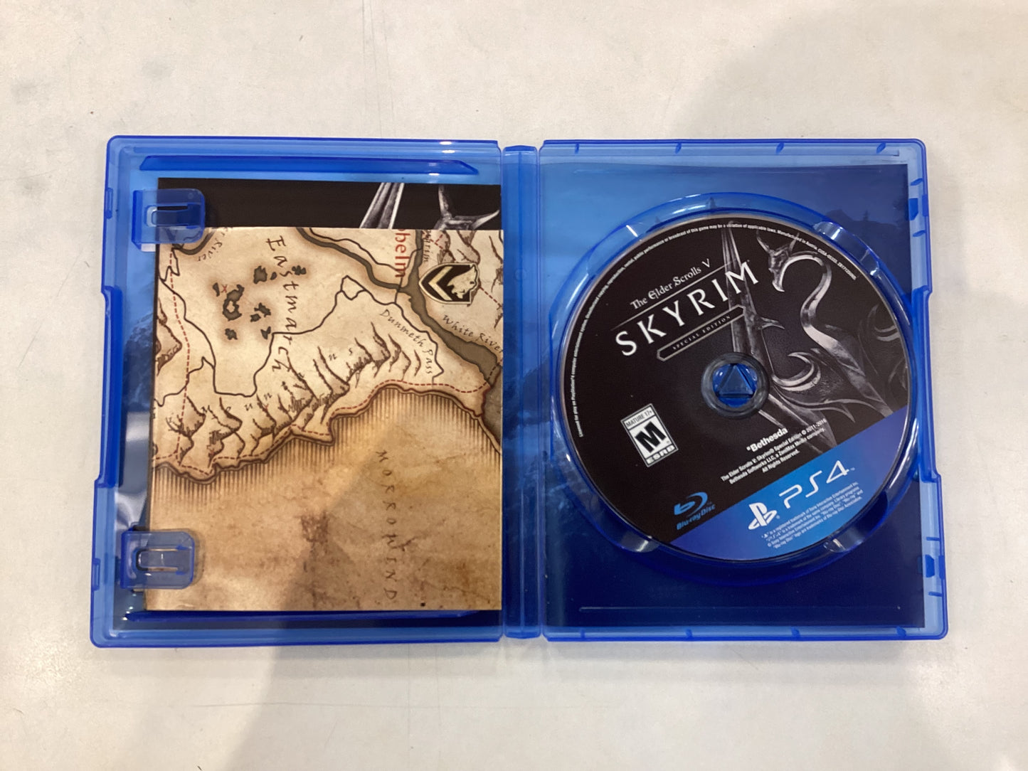 Skyrim Special Edition - PS4 - Used