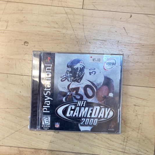 NFL Game Day 2000 -PS1- Used