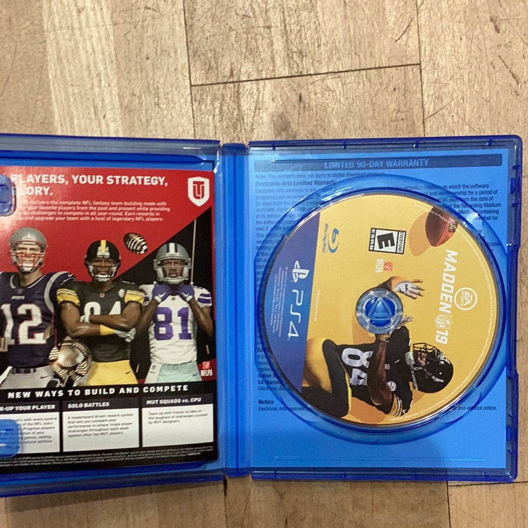 Madden 19 - PS4 - Used