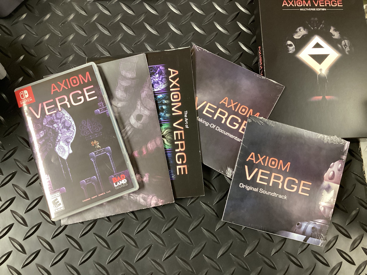 Axiom Verge Multiverse Edition - Switch - Used