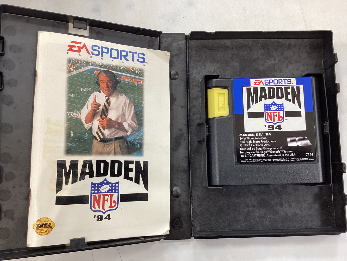 Madden 94 -GENESIS- Used