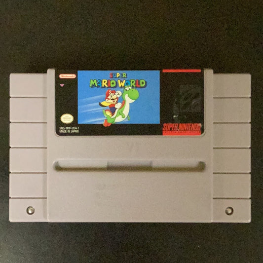 Super Mario World - SNES - Used